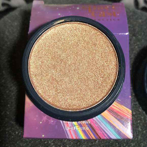 Space Case Cosmetics Highlighter Duo 👽🛸 - Picture 9 of 12